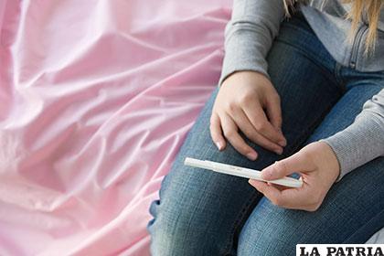Muchas adolescentes se embarazan por falta de información