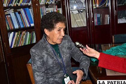 La representante del Defensor del Pueblo en Oruro, Clotilde  Calancha