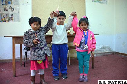 Los ajedrecistas ganadores de la categoría Sub-6