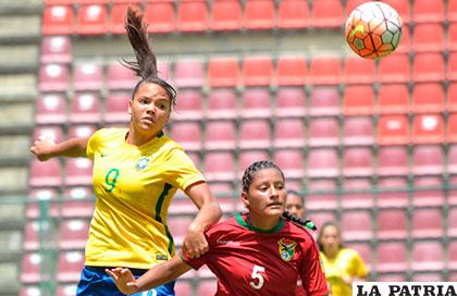 La acción del partido entre Brasil y Bolivia /conmebol.com