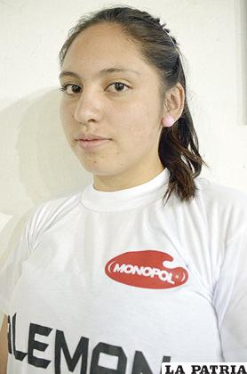 Montserrat Arce Soria(10/04/2000)
Club Alemán
