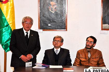 Miembros de la directiva de la Sociedad de Historia y Geografía de Oruro