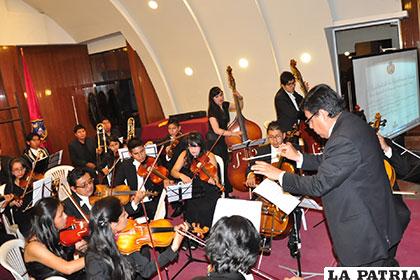 Orquesta Sinfónica de Oruro brinda homenaje a los 100 años del natalicio de Rojas
