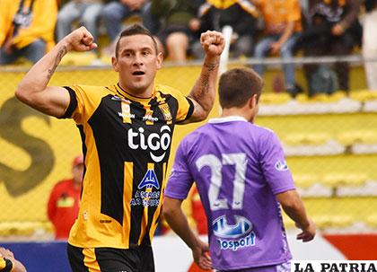 Carlos Neumann fue autor del tercer gol 