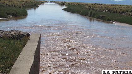 Deben realizar nuevas inspecciones para determinar afectación a lago Poopó /ALDO