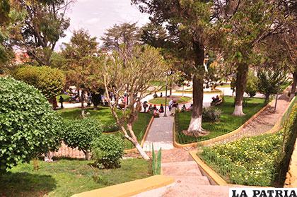 El parque Avaroa es muy visitado por transeúntes e incluso deportistas