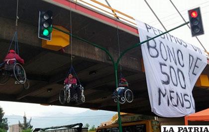 La demanda principal del sector es el incremento de Bs. 500 a su actual bono /ANF/Archivo