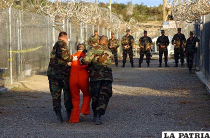 Si cerrara Guantánamo los reclusos podrían ser transferidos a cárceles en Oklahoma, Indiana o de Nebraska