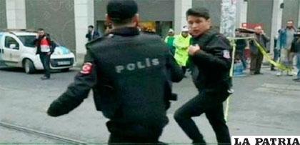 Policías turcos se movilizan luego del atentado