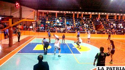 La acción del partido en el cual anoche vencieron a la UCB