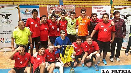 Integrantes de Minas lograron el título del internacional de handball