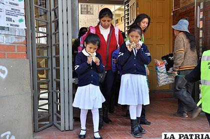 Juntas Escolares de Seguridad ayudan en el control de ingreso y salida de los estudiantes