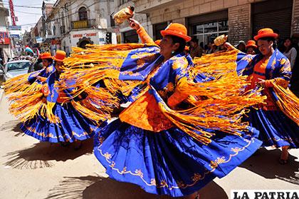 La elegancia de los bordadores en arte nativo