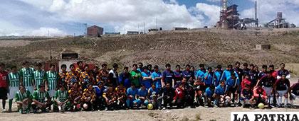 Equipos participantes en el campeonato de sindicato mixto de trabajadores de OMSA