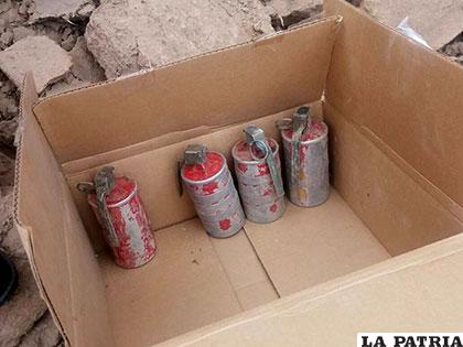 Cuatro de las cinco granadas encontradas por los albañiles