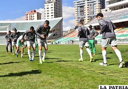 Los seleccionados ayer entrenaron en el estadio /APG