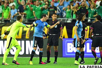 Gery Vargas dirigió en la Copa América Centenario