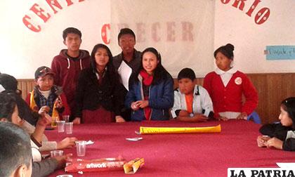 Algunos de los representantes del Comité Departamental de la Niña, Niño y 
Adolescente de Oruro