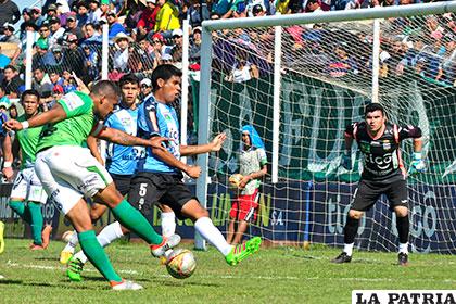 La última vez que jugaron en Yacuiba, empataron 0-0 el 30/10/2016 /APG