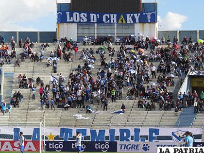 La directiva de San José expresó su preocupación por la poca asistencia de hinchas; para el martes esperan se llene el estadio