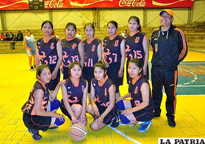 Las integrantes de Nerxsu en el torneo de Segunda de Ascenso