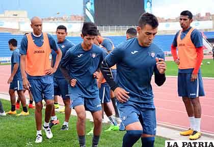 Wilstermann se preparó adecuadamente para el partido ente Universitario /APG
