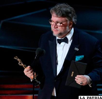 El director mexicano Guillermo del Toro, ganador del Oscar /REUTERS