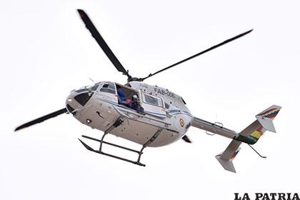 El Presidente Evo Morales sobrevoló en helicóptero toda el área que comprendía la bandera