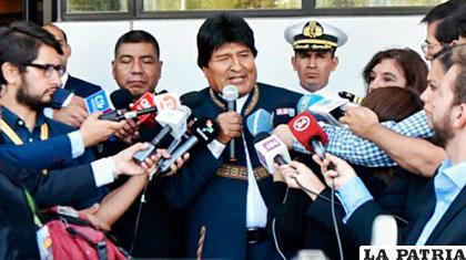 El Presidente Evo Morales, durante conferencia de prensa en Santiago de Chile /ANF