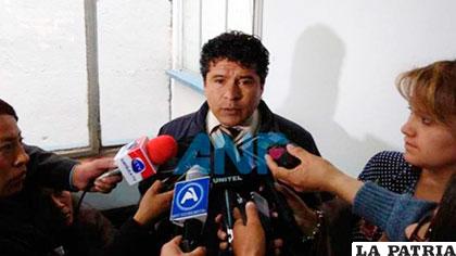 El suspendido fiscal Erlan Almanza dice ser inocente /erbol.com.bo