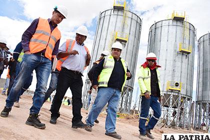 Inspección identifica avance favorable en el montaje de silos