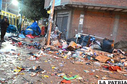 El día sábado el lugar donde ocurrió el incidente acabó así