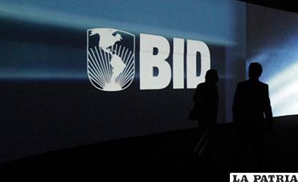La reunión anual del Banco Interamericano de Desarrollo (BID), se celebrará en Mendoza, Argentina /Cablenoticias