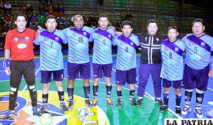 El equipo de Saavedra aseguró su participación en el torneo Sénior