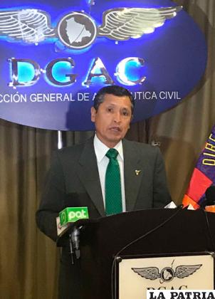 El director ejecutivo de la Dirección General de Aeronáutica Civil, general Celier Aparicio Arispe Rosas /DGAC
