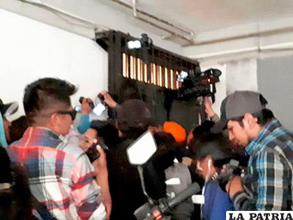 La prensa entrevistó en la carceleta a Herrera