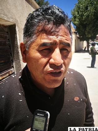 El presidente de la Fedjuve, Samuel Mendizábal quiere proyectos macros para Oruro en consenso con otros entes vecinales/ LA PATRIA