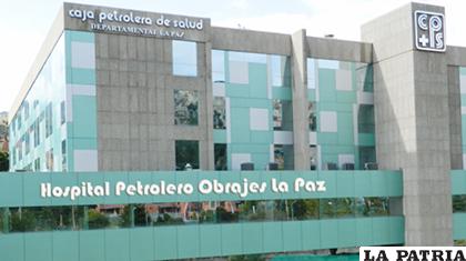 Frontis de la Caja Petrolera de Salud / CPS