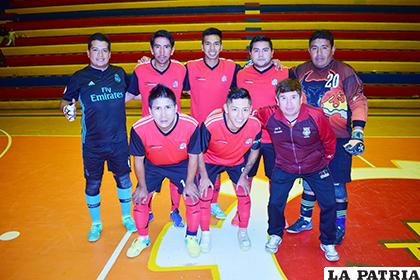 Integrantes del equipo de PMC Gamo en el futsal de Adapo /Archivo /LA PATRIA
