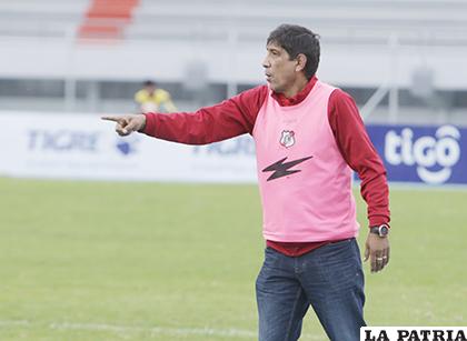 Alberto Illanes director técnico de Nacional Potosí /APG