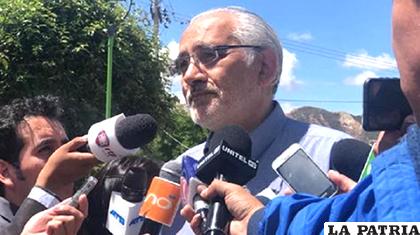 El candidato y expresidente Carlos Mesa