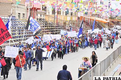 De a poco se alistan para afrontar este año electoral, apoyando a Evo Morales /LA PATRIA /ARCHIVO