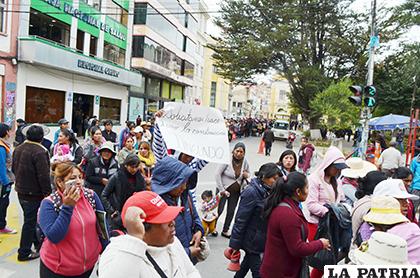 Volverán a marchar y anuncian huelga de hambre si no son atendidos /LA PATRIA/ARCHIVO 