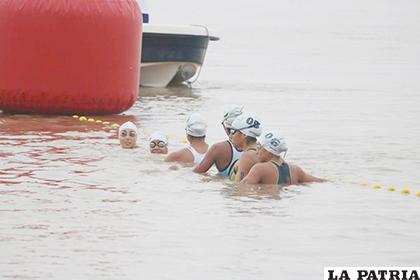 Las aguas abiertas fueron un factor negativo para los deportistas bolivianos/ ODESUR