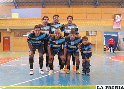 Jugadores de Block Deportivo/ Karina Pillco - LA PATRIA