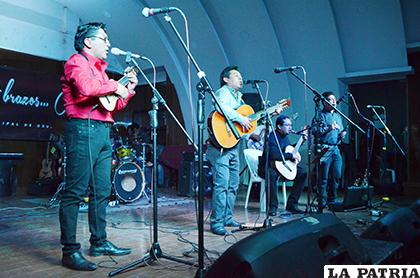 Uru Canto participó del concierto solidario /LA PATRIA