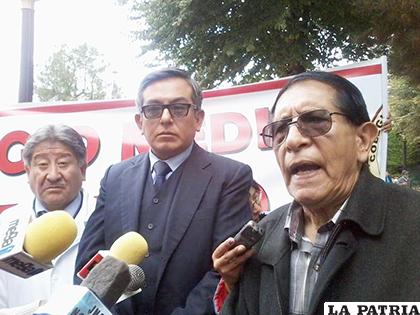 Denuncian persecución política al secretario general del Sindicato Médico y Ramas Afines (Simra) Oruro/LA PATRIA