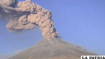 La actividad del volcán Popocatepétl, podría aumentar y provocar mayores explosiones /TEL?METRO