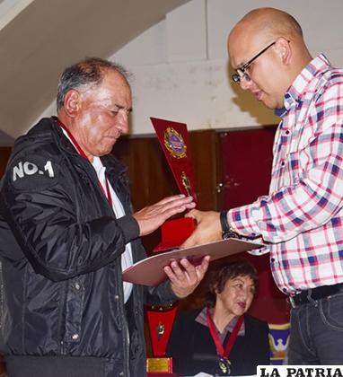 Vicente Castro Berrios, aportó con su juego al equipo 