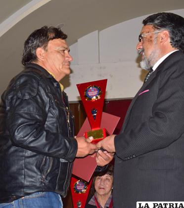 Sonia Zubieta Zegarra, destacada en el ajedrez /REYNALDO BELLOTA LA PATRIA